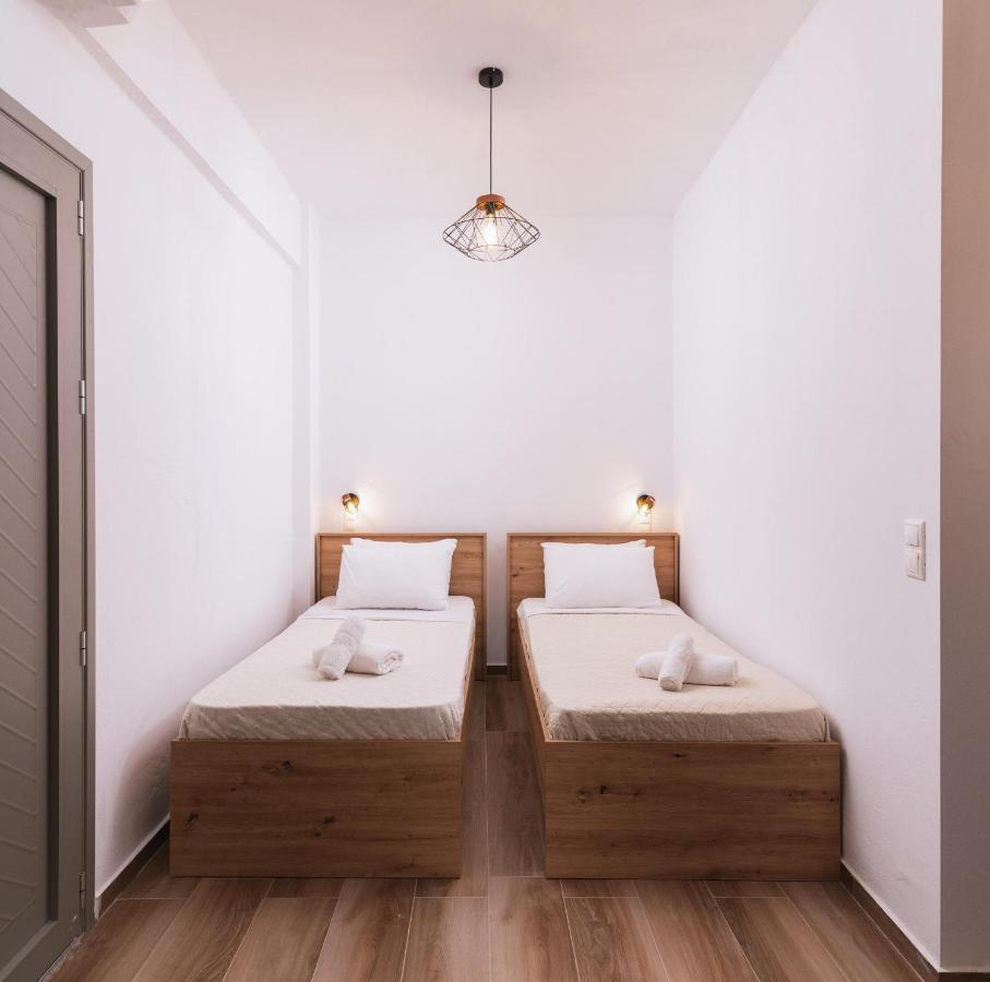 Sifogiannis Rooms Kamilari Exterior photo