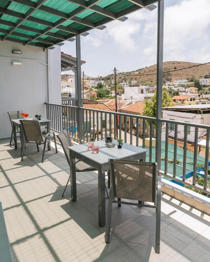 Sifogiannis Rooms Kamilari Exterior photo